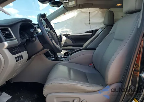 2019 Toyota Highlander Xle из США, поврежденный, VIN 5TDJZRFH2KS582775